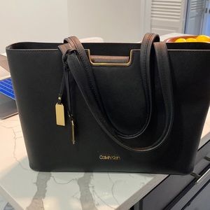 CALVIN KLEIN Black Tote Bag